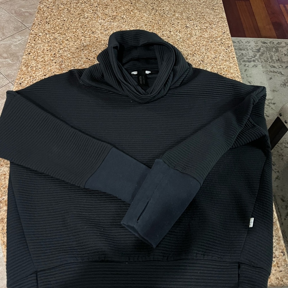 Mondetta Ribbed Black Turtleneck Sweater